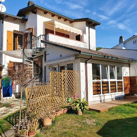 Вилла Charming House In Marina Di Ravenna With Fenced Garden Экстерьер фото